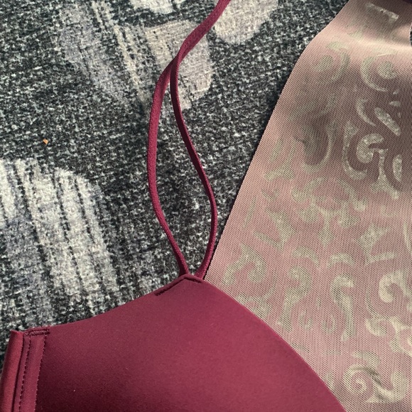 Racerback Illusions Demi Bra Victoria’s Secret Size 32C - Picture 9 of 9